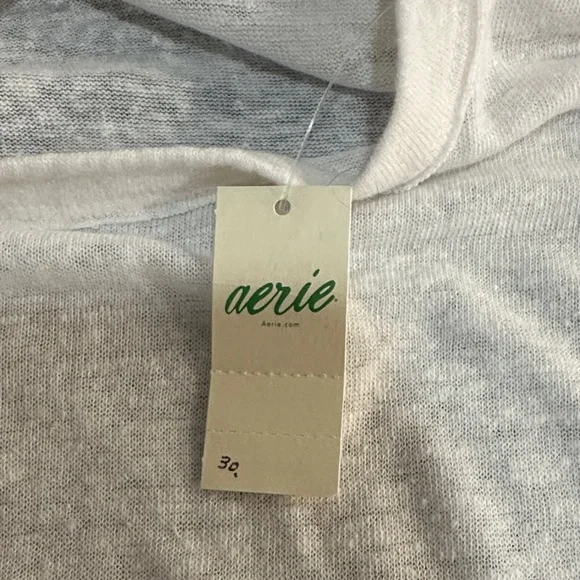 NWT- Aerie - Men's Short Sleeve Basic White Tee - Picture 4 of 4